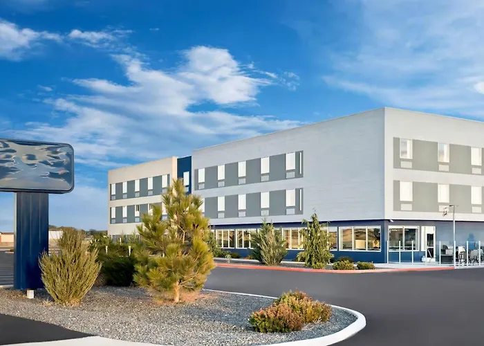 Holiday Inn Express & Suites George - Quincy South By Ihg
