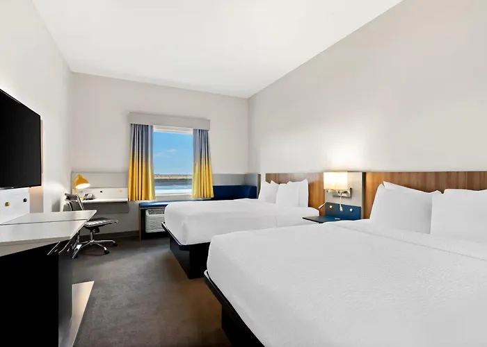 Holiday Inn Express & Suites George - Quincy South By Ihg