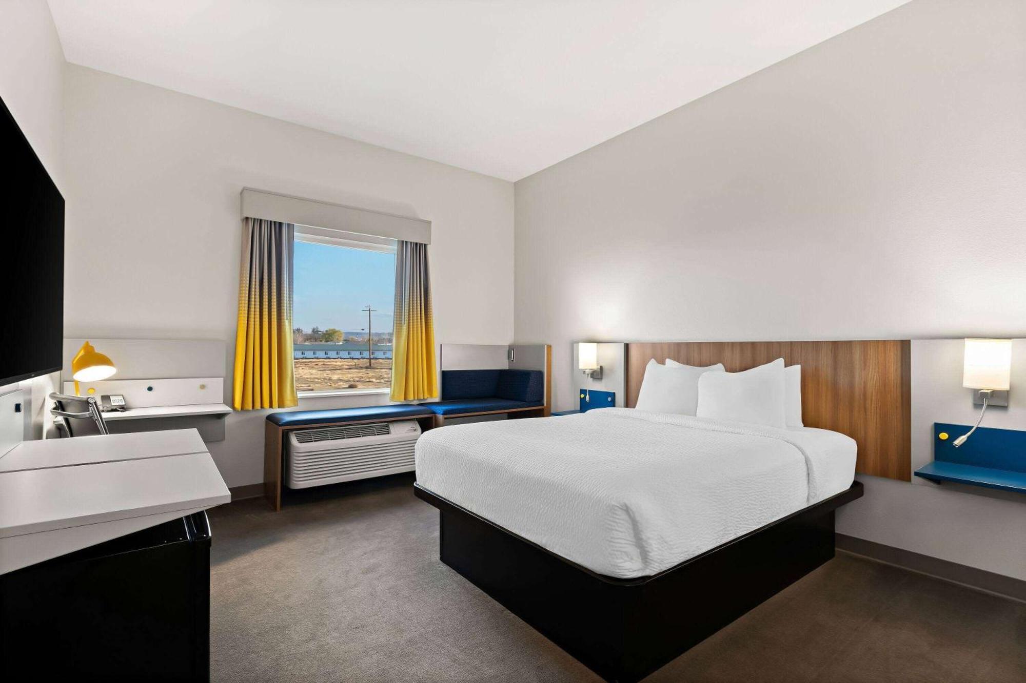 Express & - Quincy South By Ihg 2* George