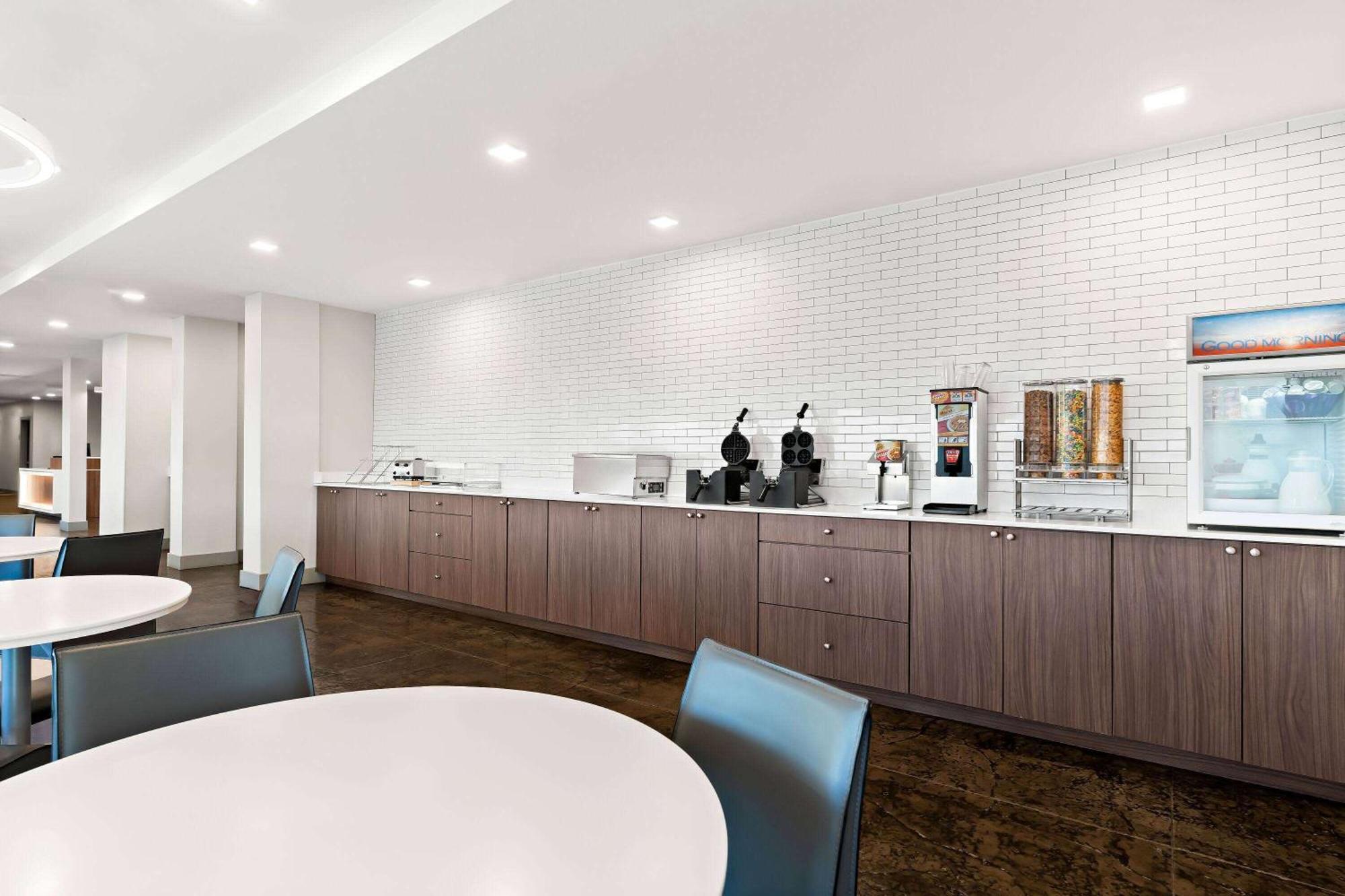 Express & - Quincy South By Ihg Hotel