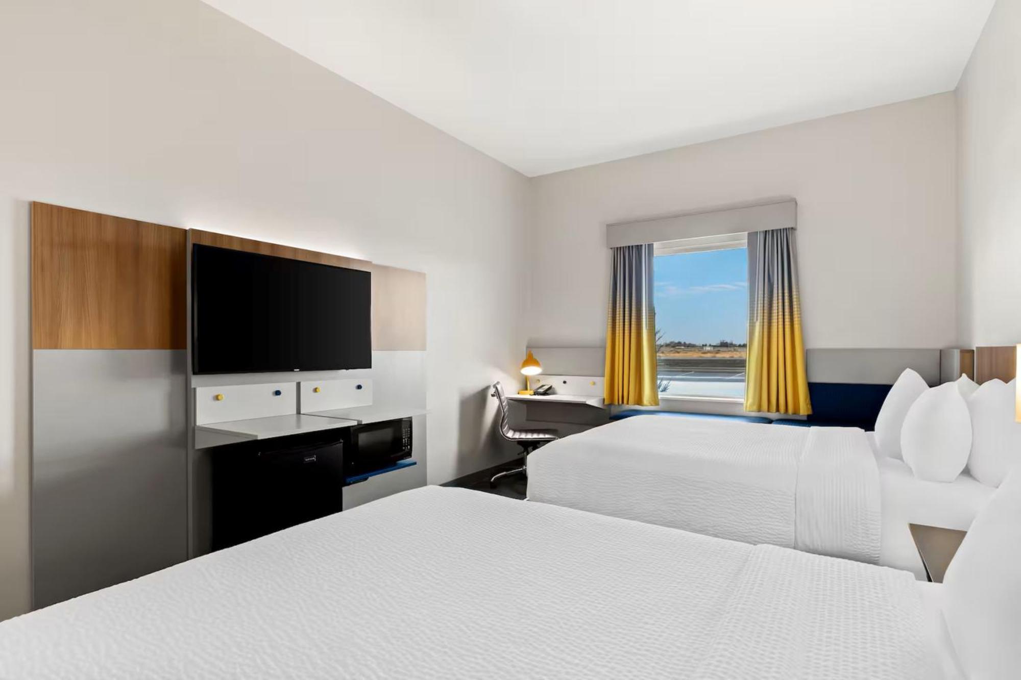 Express & - Quincy South By Ihg 2* George