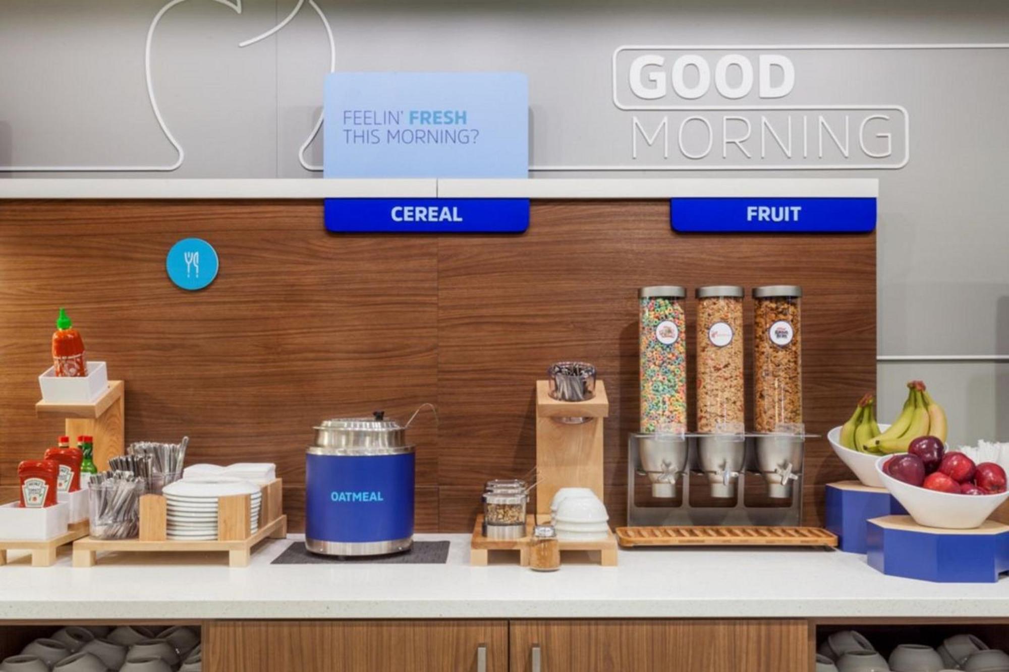 Express & - Quincy South By Ihg 2* George