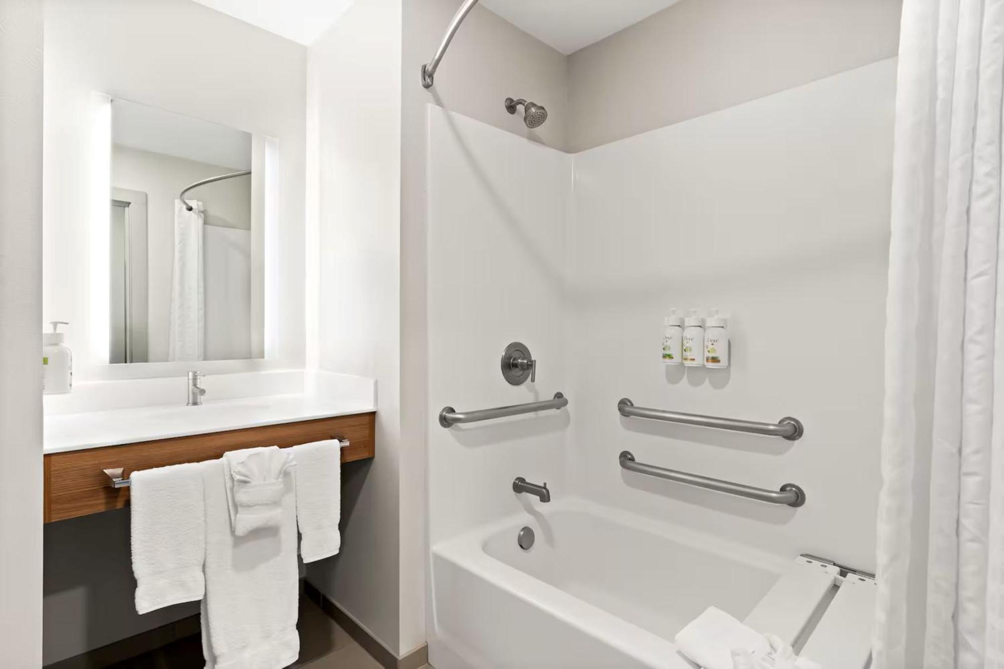 Hotel Express & - Quincy South By Ihg George